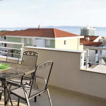 Apartament Outstanding Large For 6+2 Makarska