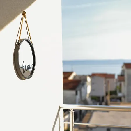 Outstanding Large For 6+2 Διαμέρισμα